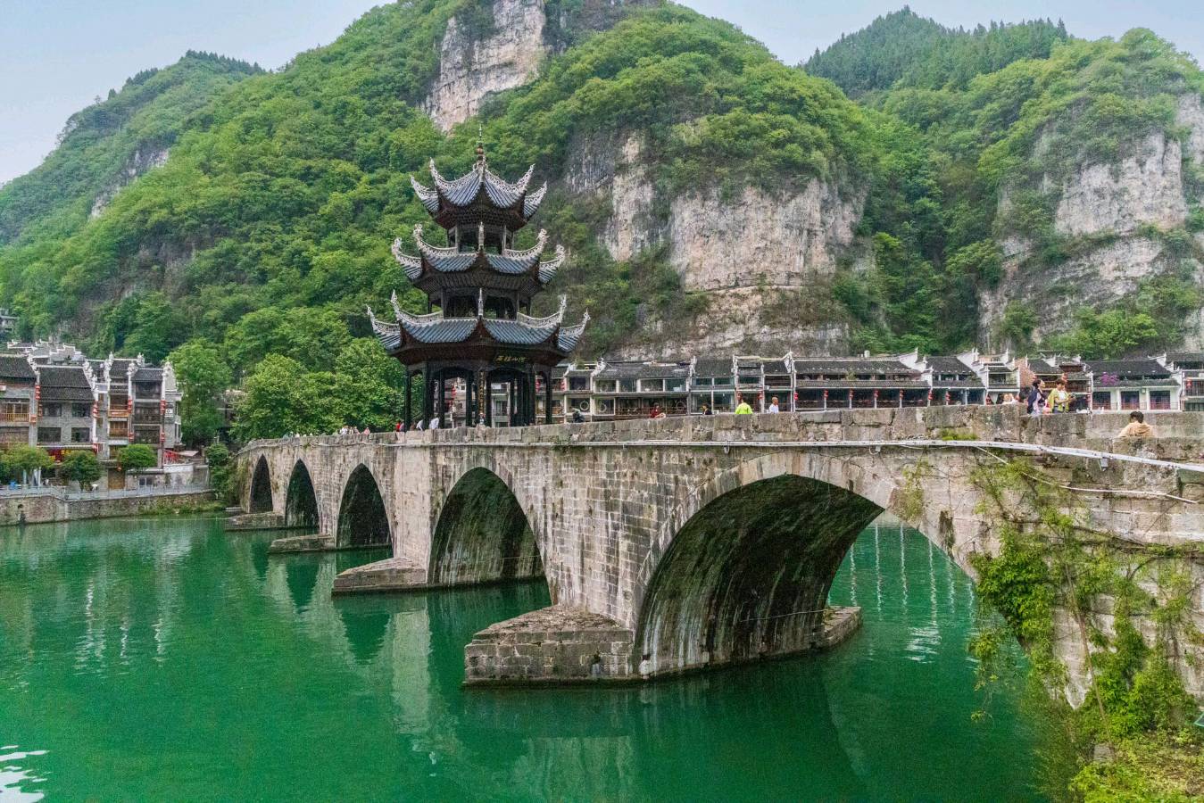 【山水诗社·诗韵天地】胡英格律诗专辑(总第423期)(图9)