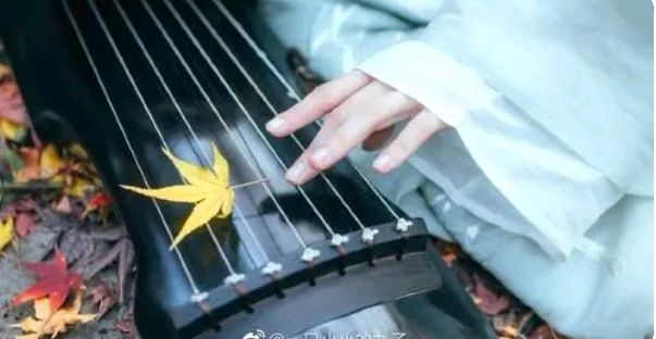 《爱在时空的迷雾里坠落》作者/妙郡 诵读/木子 编辑制作/雨杉【花雨馨声】第555期（图6）