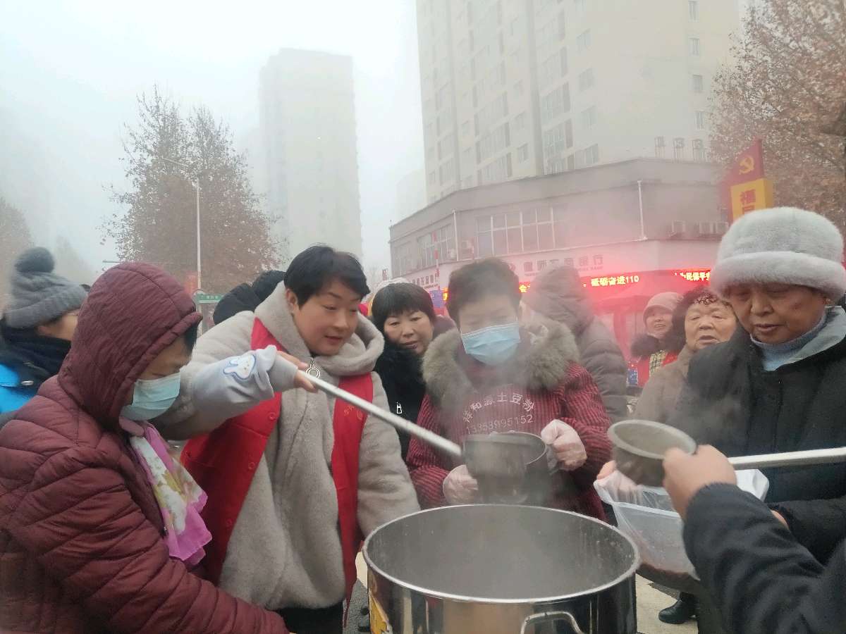 “一碗慈心暖古城” 洪恩寺腊八节众筹施粥慈善公益活动(图4)