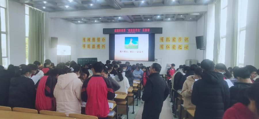 云南省名校长柏占亮:宁愿憋着,也不愿错过一个细节