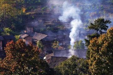 《故乡，身上的胎记》外一首‖作者:回泉山人【主播:孙春华】【中国现代诗歌文化传媒】徜徉诗的海洋聆听天籁之音♬（图4）
