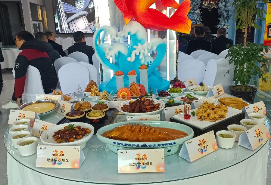 “孟尝君老基酒杯”聊城市龙年文化(年味)主题宴席评选大赛暨颁奖典礼在牛车水大酒店开发区店隆重举行(图14)