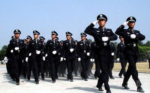 百姓的保护神——赞人民警察 文/朱文庆 主播/邢伟（图3）