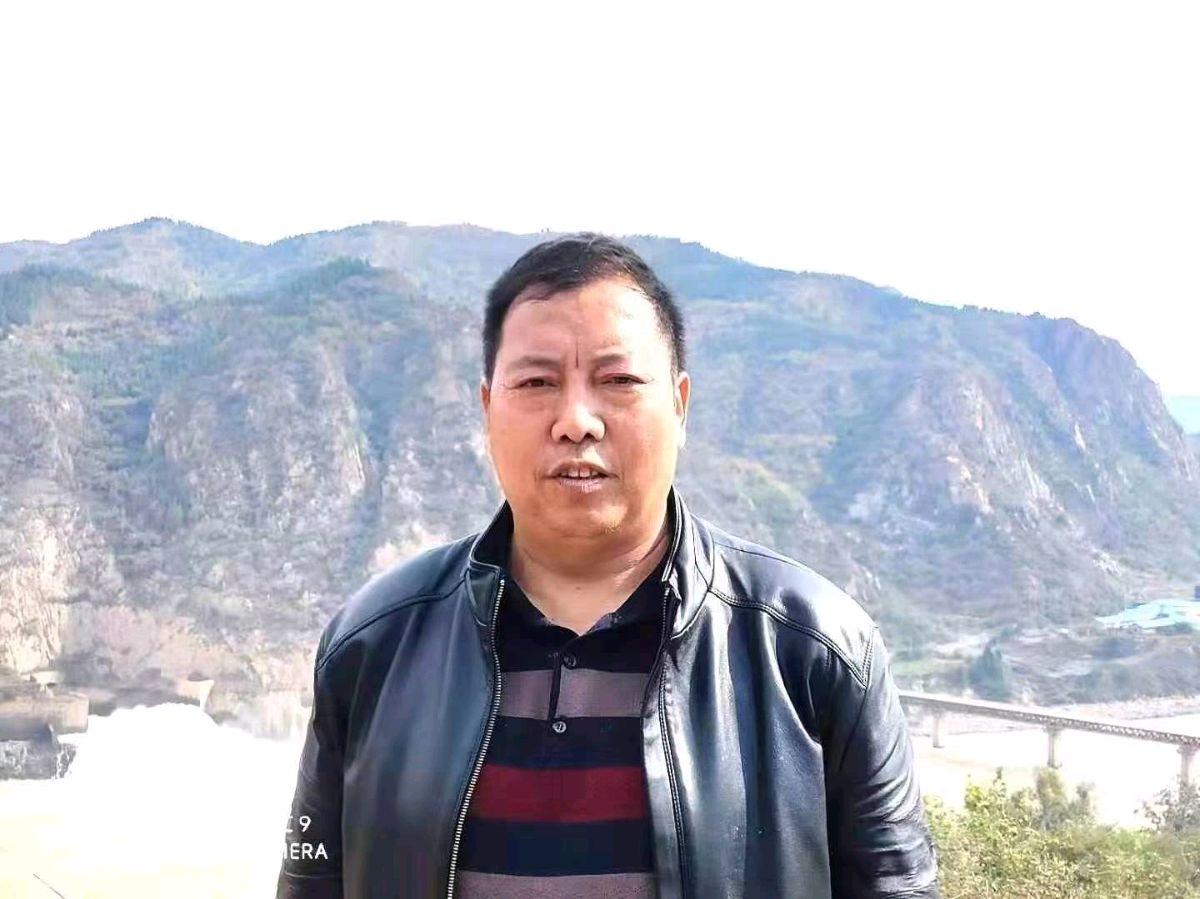 最新书迅，欢迎围观——热烈祝贺诗人赵春然老师诗集《一座山、一座城》付梓——都市头条