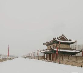 《雪落长安》作者:亦诗【主播:知语】【桃源国际诗歌文化传媒】用声音传递温暖以诵读致敬人生♬（图8）
