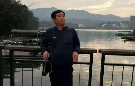 男女合唱河南诗词学会副会长、当代著名诗人江雪涛作词作品《企业之歌:南光进行曲》(图2)