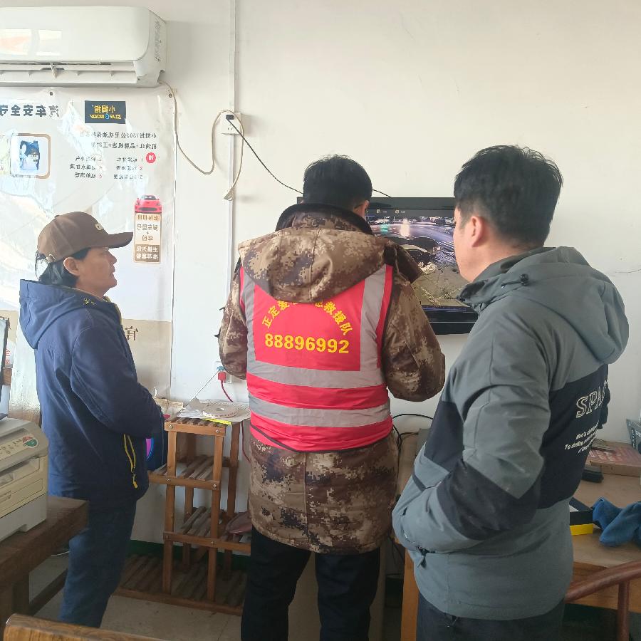 河北正定：严寒寻人 大爱暖冬（图3）