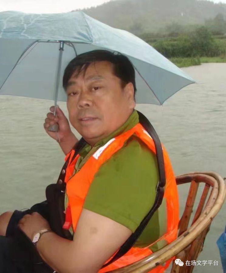 【感动心灵世界华人诗集】【林书宝/骄傲吧，哈尔滨】（图2）