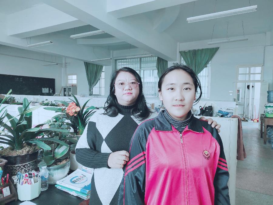 龙陵一中清北特训营高快作文之星杨媛:跳出社恐桎梏 拥抱蔚蓝人生(图3)