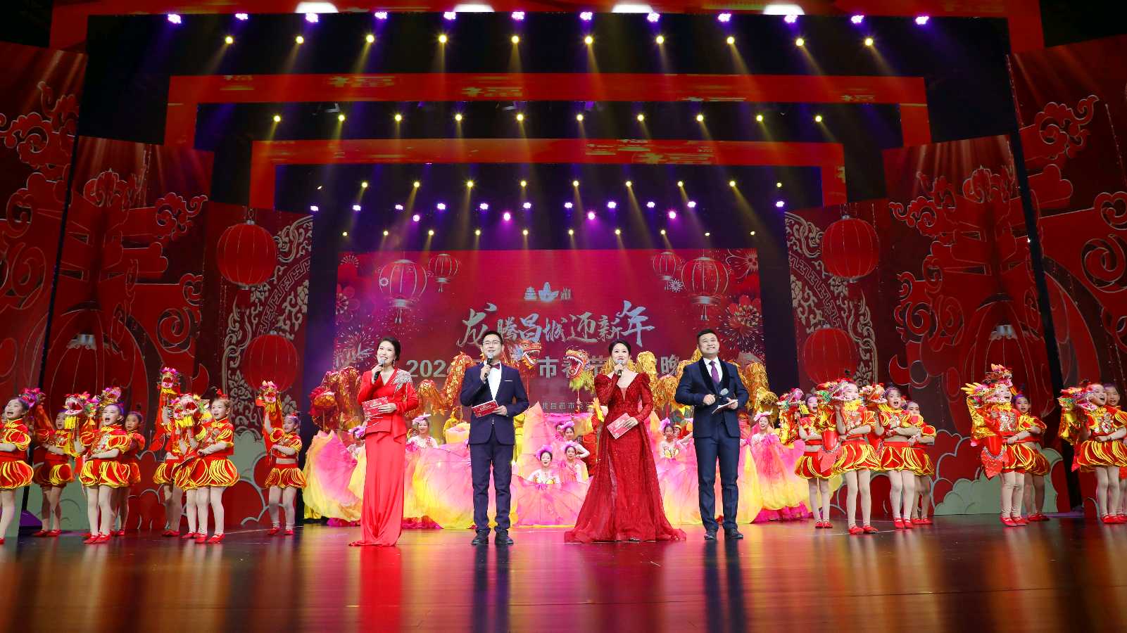 “龙腾昌城迎新年”2024年昌邑市春节联欢晚会精彩上演(图17)