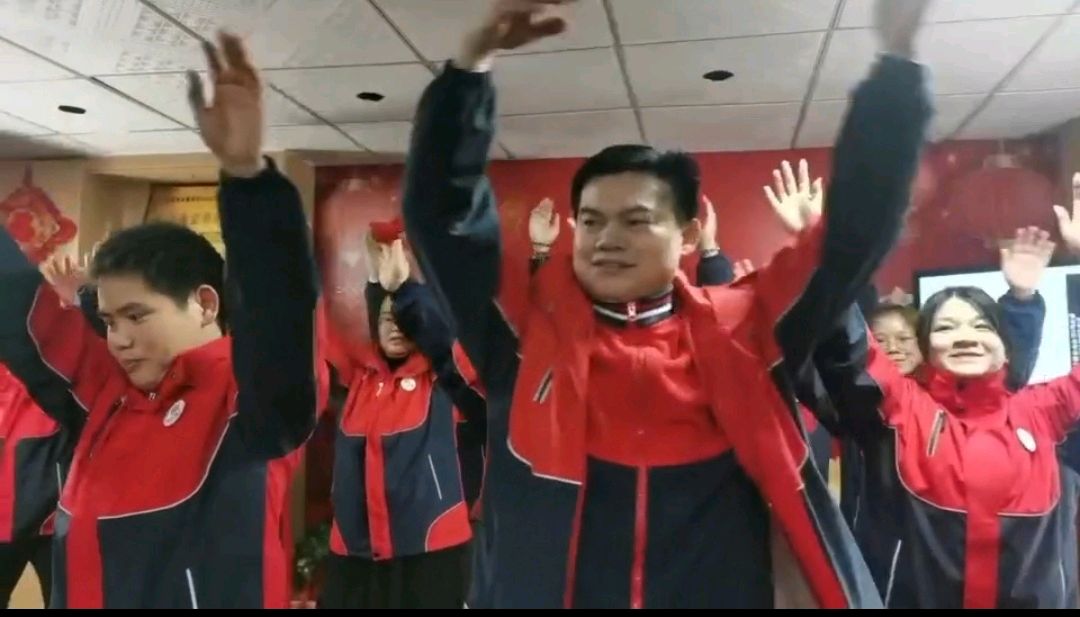 甲天下教育建校二十八周年迎龙庆典欢歌曼舞过小年∥二十八载艰辛树.三千馀章感慨篇∥中国桂林都市漓江诗书画社微刊(第139期)(图37)