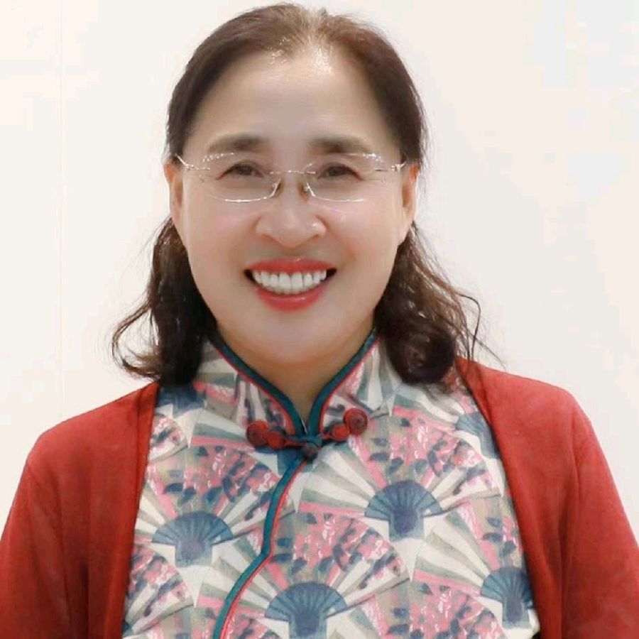 春姑娘 作者/艾青 诵读/妙琪