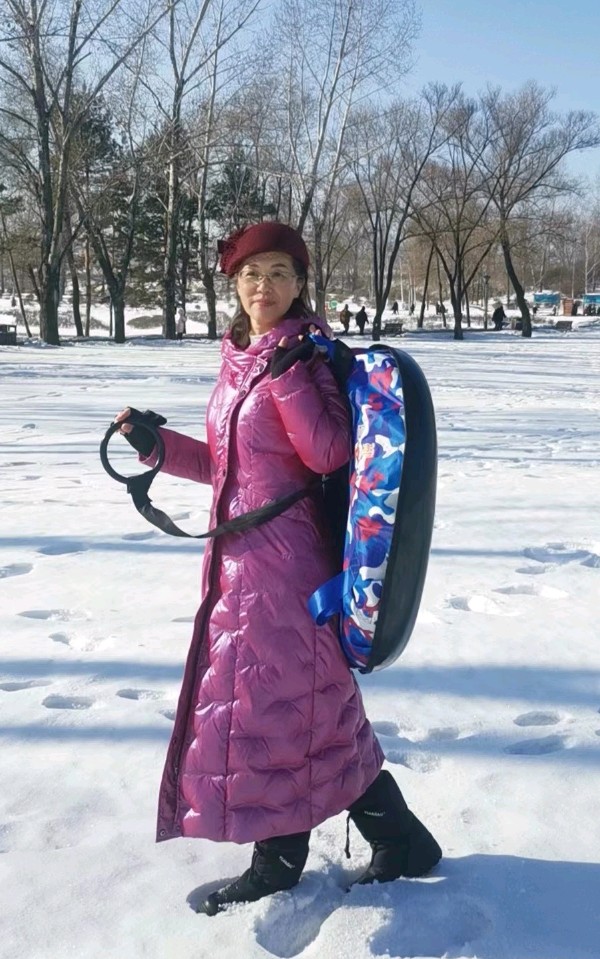 【伟人名词】毛泽东《卜算子.咏梅》诵读/清山 张丽 等十人风格各异 各有千秋 制作/雨杉【花雨馨声】第562期（图11）