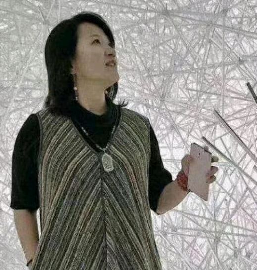 【伟人名词】毛泽东《卜算子.咏梅》诵读/清山 张丽 等十人风格各异 各有千秋 制作/雨杉【花雨馨声】第562期（图15）