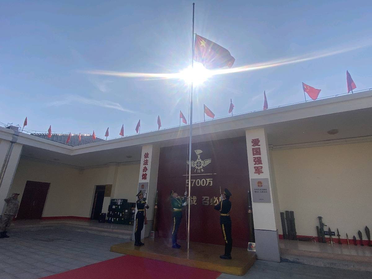 磨砺精兵 铸就辉煌:武汉陆海空爱国主义教育展览馆集训活动火热开启(图2)