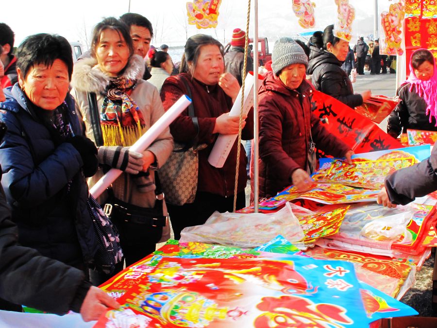 【荣耀中国】鞭炮齐鸣接财神作者/海洋（图2）