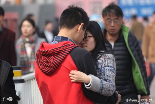 《又要启程》作者:一往情深【主播:涛声依旧】【桃源国际诗歌文化传媒】用声音传递温暖以诵读致敬人生♬（图8）