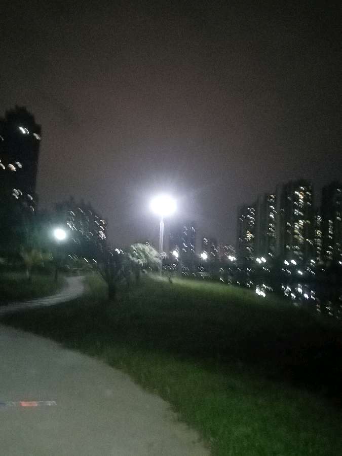 【五律、笔架河堤坝、帝景湾夜风景】作者/罗定友～（广东清远市旧城）翻唱/｛你能不能不要离开我｝（图11）