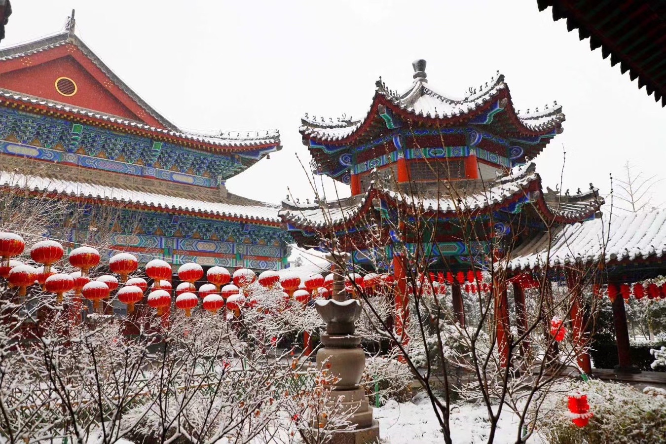 【新诗大观】古寺禅音,雪落凡尘。||文/潘世雨(图2)