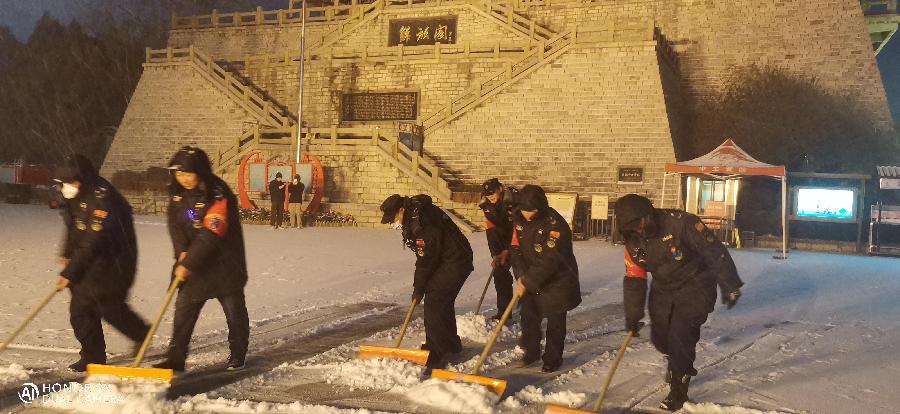 中土安保连夜除雪，全力保障项目安全（图15）