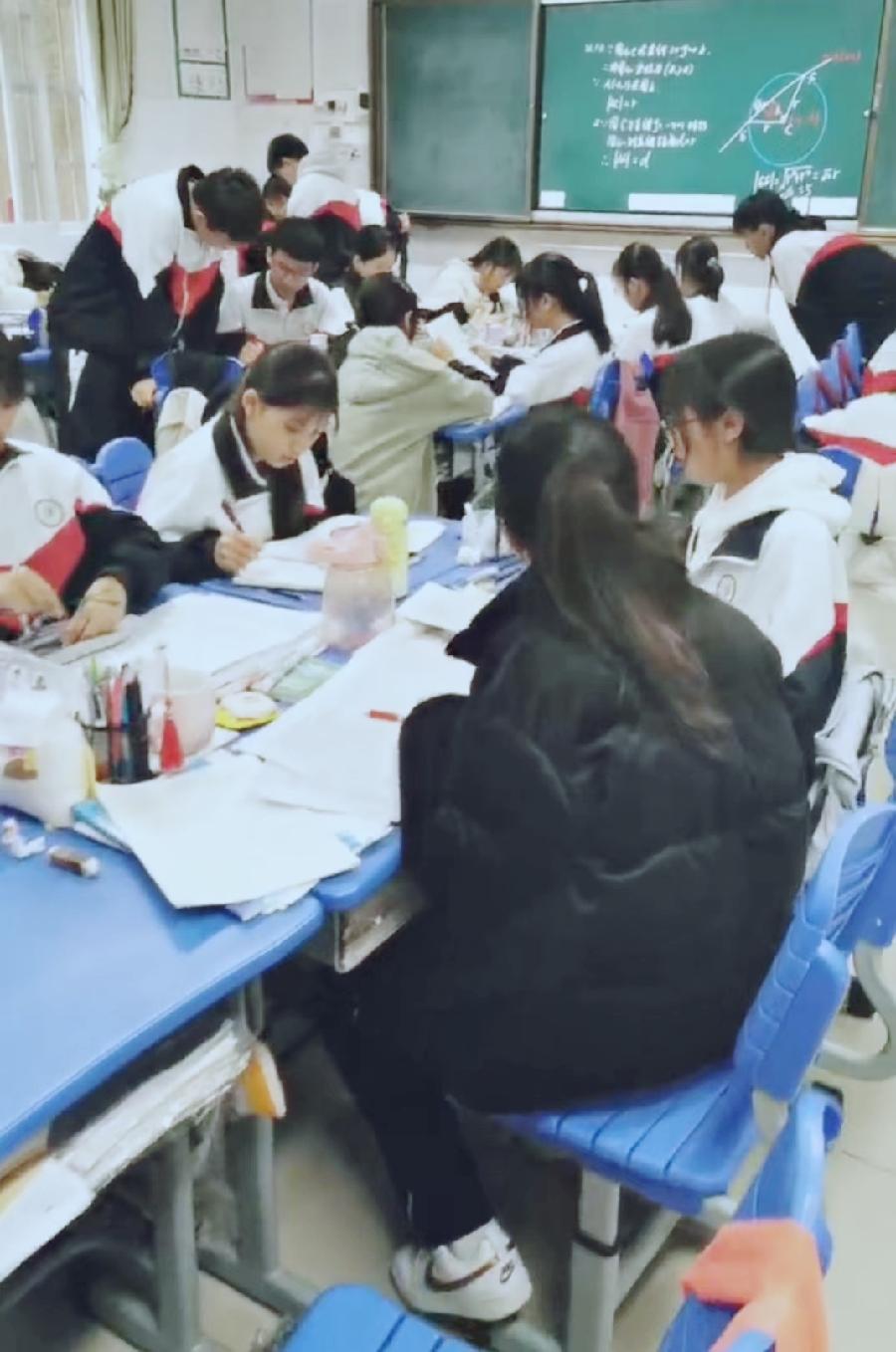 丰湖教育线上论坛（11）梁晶晶、王朝怀等：教师的“退”，成就学生的“进” ——勐腊一中高二334班“三标课堂”阶段性报告（图4）