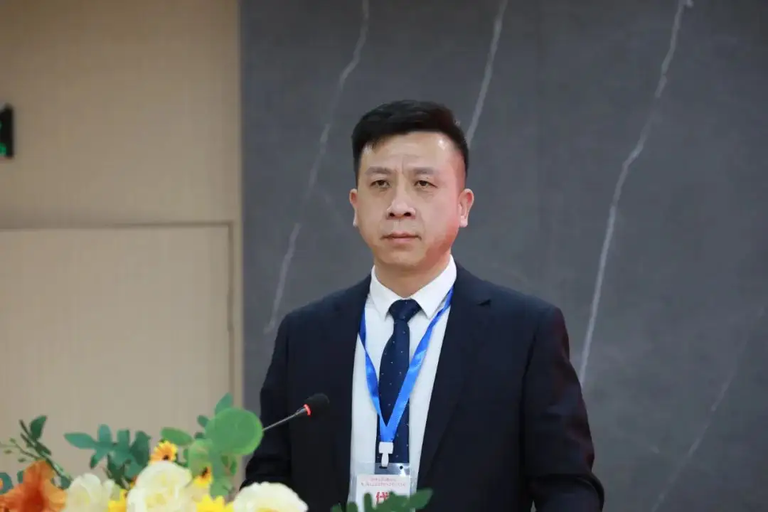 奋楫扬帆 再启新程——市眼科医院职工代表大会成功召开（图5）