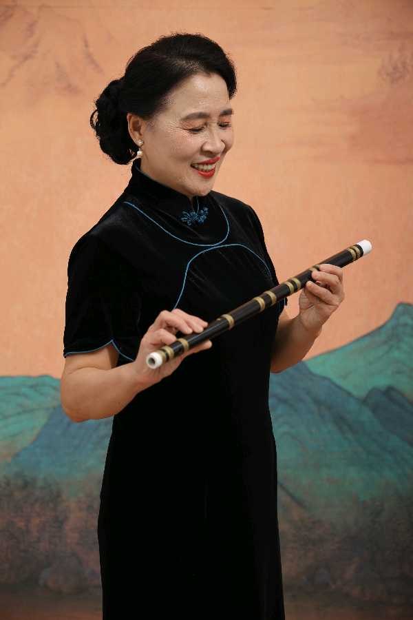 行走在文字里的女人 作者/陈江 朗诵/妙琪（图2）