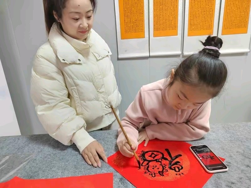 洪恩寺特聘禅书艺术家义写春联迎新活动圆满成功(图8)
