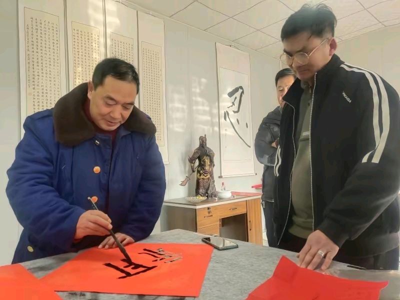 洪恩寺特聘禅书艺术家义写春联迎新活动圆满成功(图7)