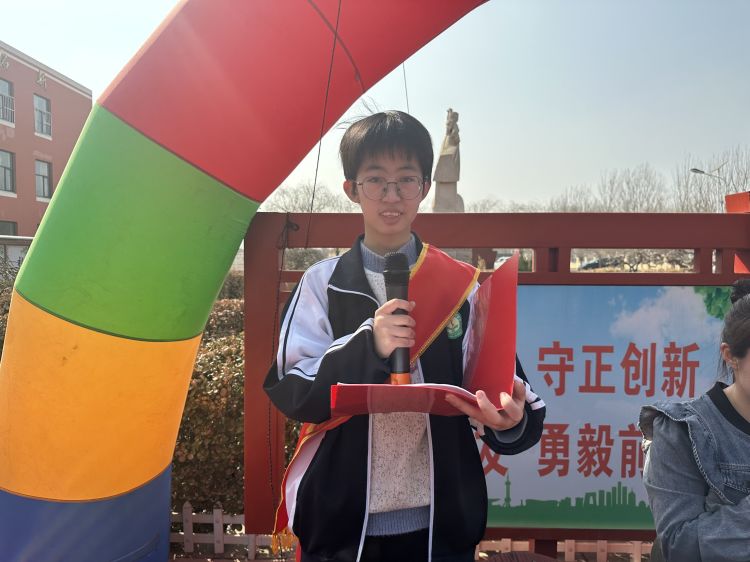 【都市头条向幸福出发编辑部】第10707期 中考百日誓师大会(图11)
