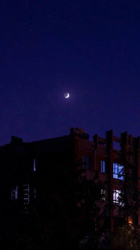 《下弦月》作者:桃源副社长·公主小妹【主播:丹桂】【桃源国际诗歌文化传媒】用声音传递温暖以诵读致敬人生♬（图7）