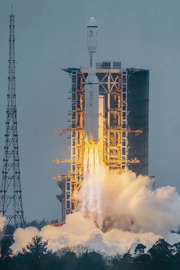 七律 祝鹊桥二号发射成功 文/杨振国（北京）京津沪头条（图3）