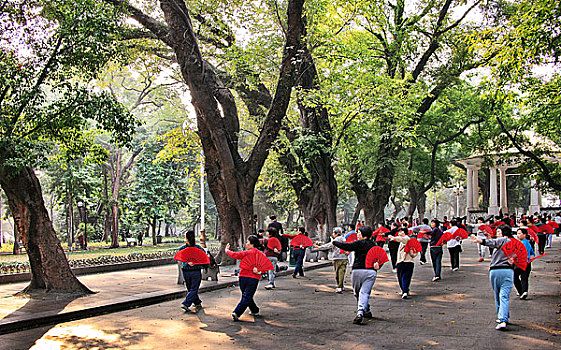 【新山东文学社】《五绝.江滨公园八咏》作者/朱守平 主播/小小鸟（图7）