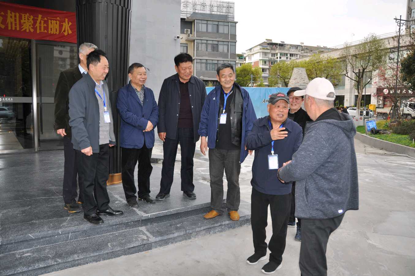 七律.赞铁11师汽车营营部战友聚会 作者/卓顺贵(图3)