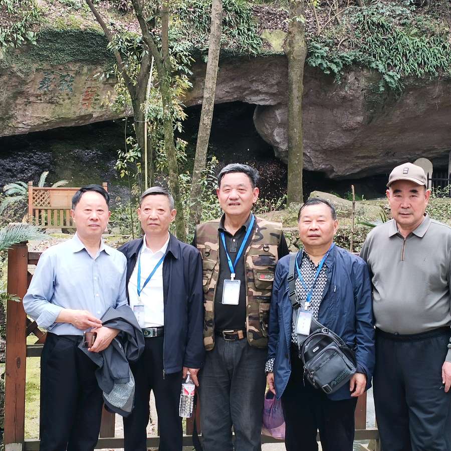 七律.赞铁11师汽车营营部战友聚会 作者/卓顺贵（图5）