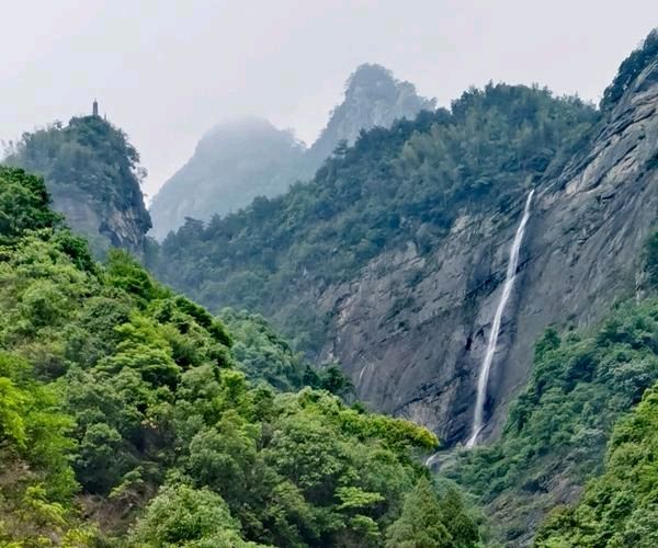 【中国长江文学社】有声文学平台《庐山秀峰巡礼》作者 刘建林//主播 缈邈//编辑 岁月静好 第8236期（图7）