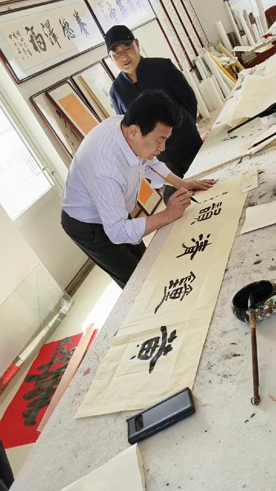 【都市头条向幸福出发编辑部】第10952期 沧县尚艺阁书画院喜迎上级验收(图11)