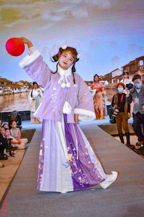 汉 服 ‖ 作者/初槿 朗诵/静水流深（图5）