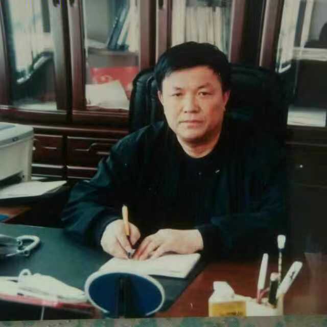 荐赏： 我与二咧（外一首）// 文/晓雨//《华夏诗词》征稿//都市头条（图6）