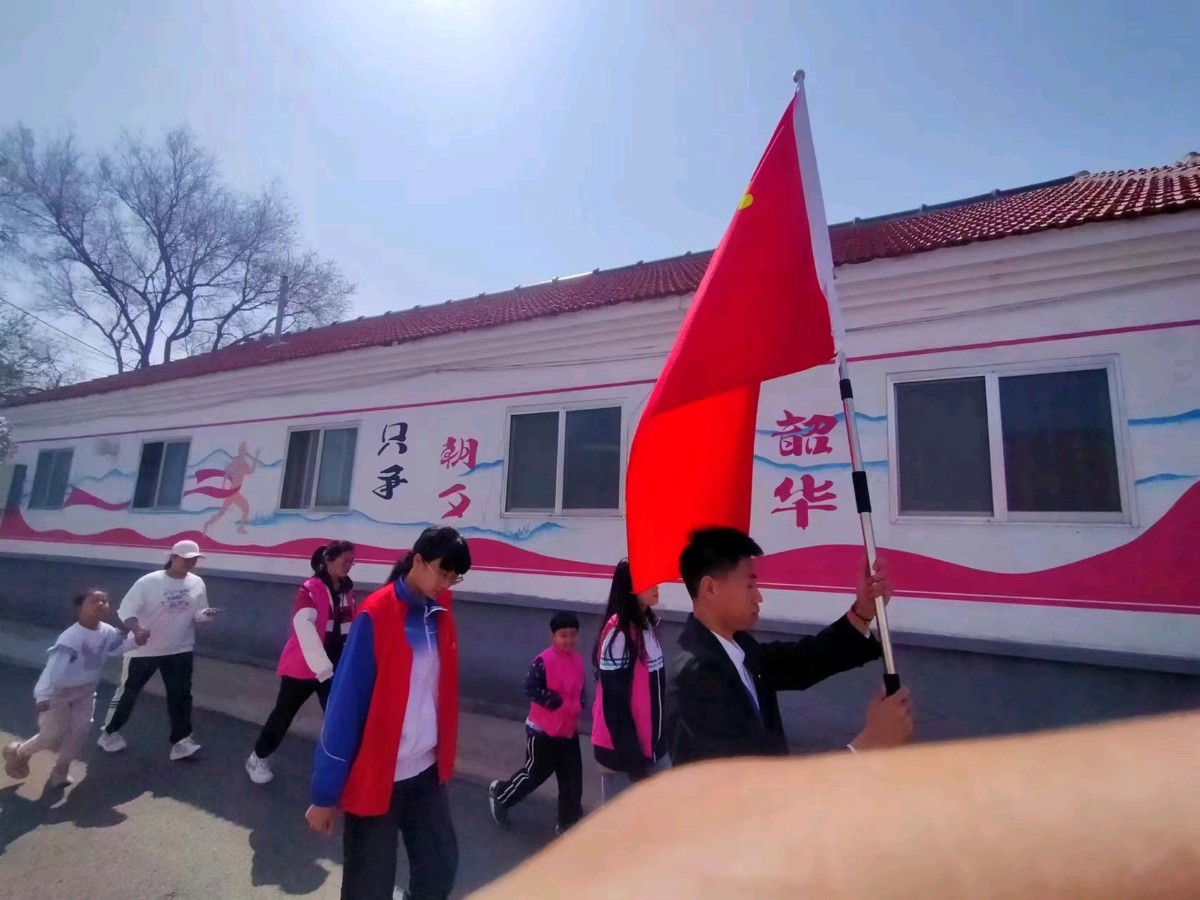 缅怀英烈铸忠魂 传承红色树新风志愿服务活动(图10)