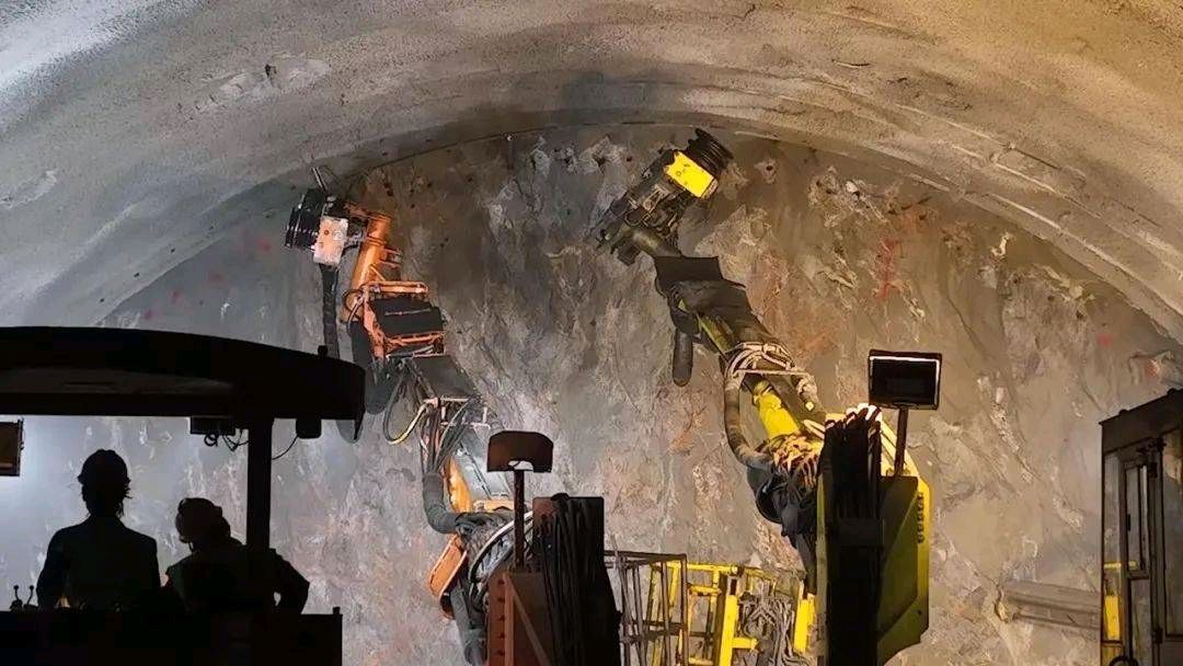 七律.赞深南高铁建设 作者/卓顺贵(图5)