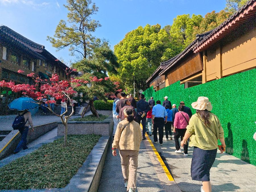烟花三月映南京 文/北极星