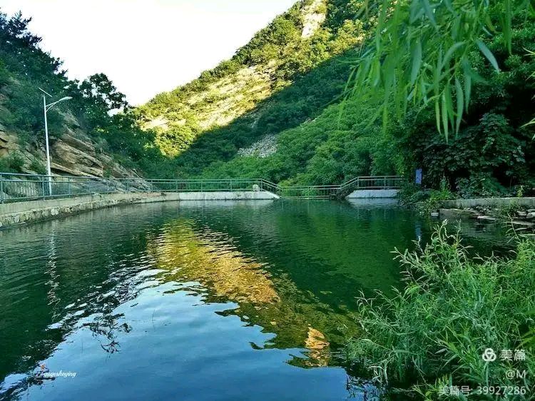 请欣赏六位金牌主播倾情朗诵王道成老师的作品《诗词十一首》编辑//海纳百川【中国长江文学社】有声文学平台【第8400】（图10）