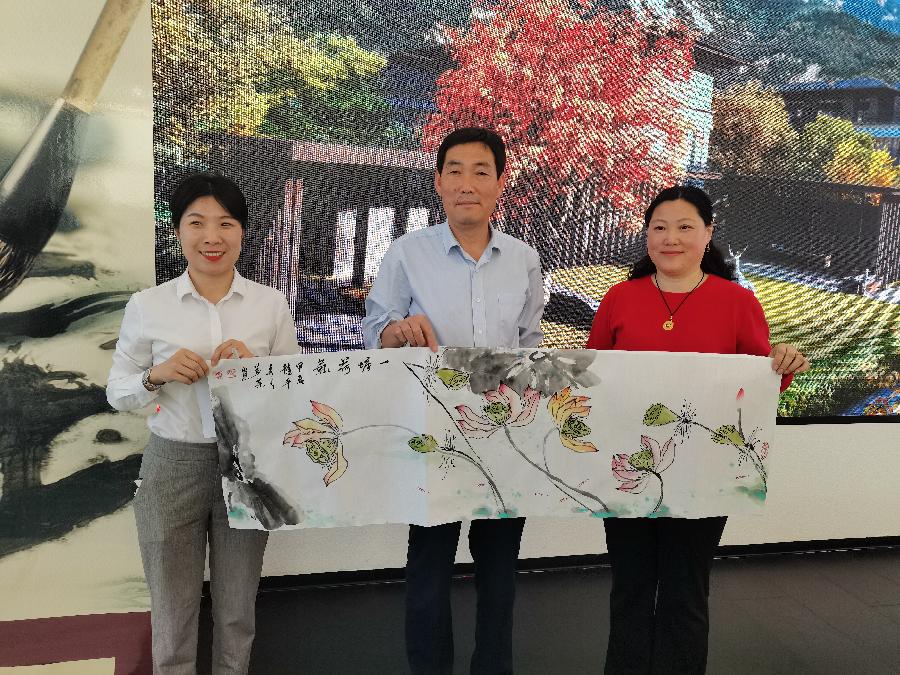 【泰山快讯】名笔挥春,翰墨飘香一泰山玖玺.尚贤书院春季采风书画交流活动剪影(图5)