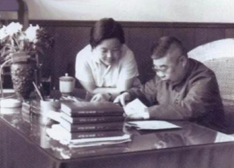 铿锵玫瑰岂畏寒,百折不挠初心如磐——纪念新四军老战士陈绥圻诞辰100周年(作者/刘云和)……莲叶之珠文学社(图19)