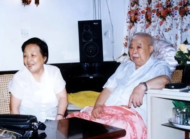 铿锵玫瑰岂畏寒,百折不挠初心如磐——纪念新四军老战士陈绥圻诞辰100周年(作者/刘云和)……莲叶之珠文学社(图21)