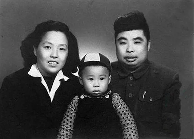 铿锵玫瑰岂畏寒,百折不挠初心如磐——纪念新四军老战士陈绥圻诞辰100周年(作者/刘云和)……莲叶之珠文学社(图25)