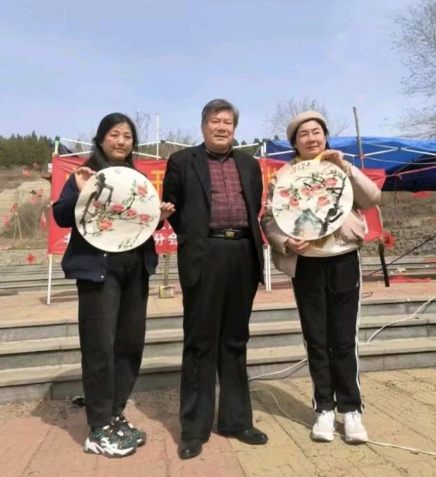 请欣赏《书画泰斗·誉满神州》作者一鸣/主播治新/编辑天娇/【中国长江文学社】有声文学平台/【第8471期】（图6）