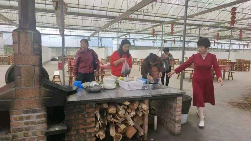 作者:唐江明《记湖南省湘潭市女子诗会学习、采风活动!》(专辑)9512期~新京都文艺(图9)