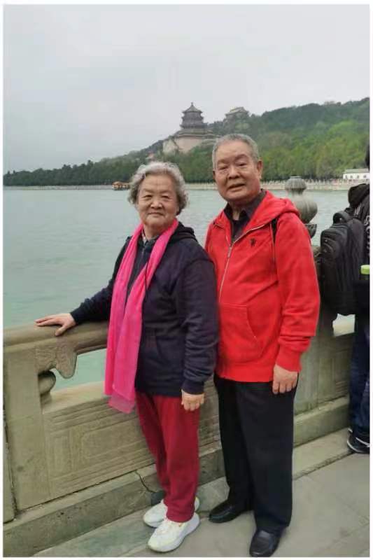 【新山东文学社】《同窗邀约游(五首)北京》作者/迟焕东 主播/苏宁(图8)